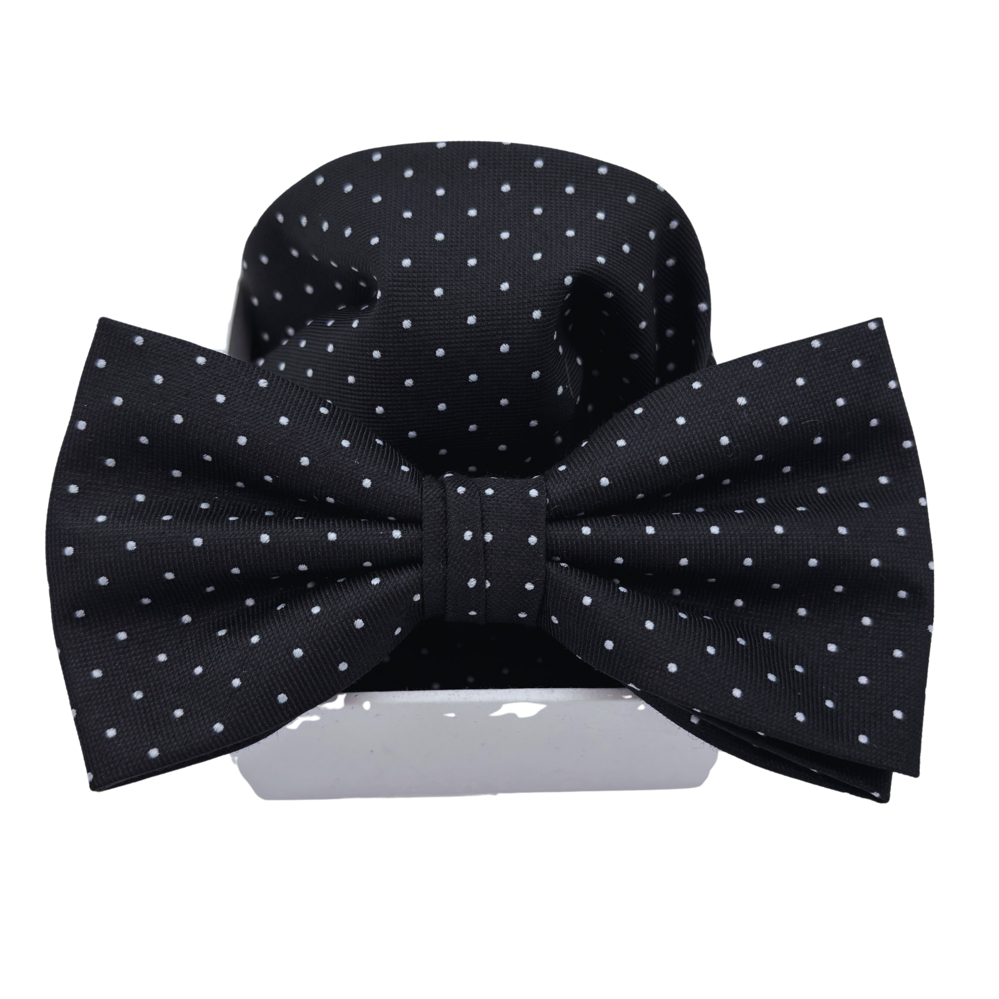 OMB001 Black/white prikket butterfly