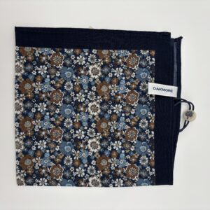 H0001 Navy/Mocca blomstret pynteklud