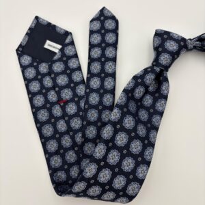 S0026 Navy blomstret slips
