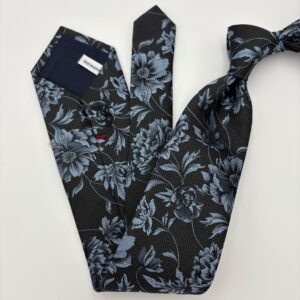 S0037 GrĂ¥ blomstret slips