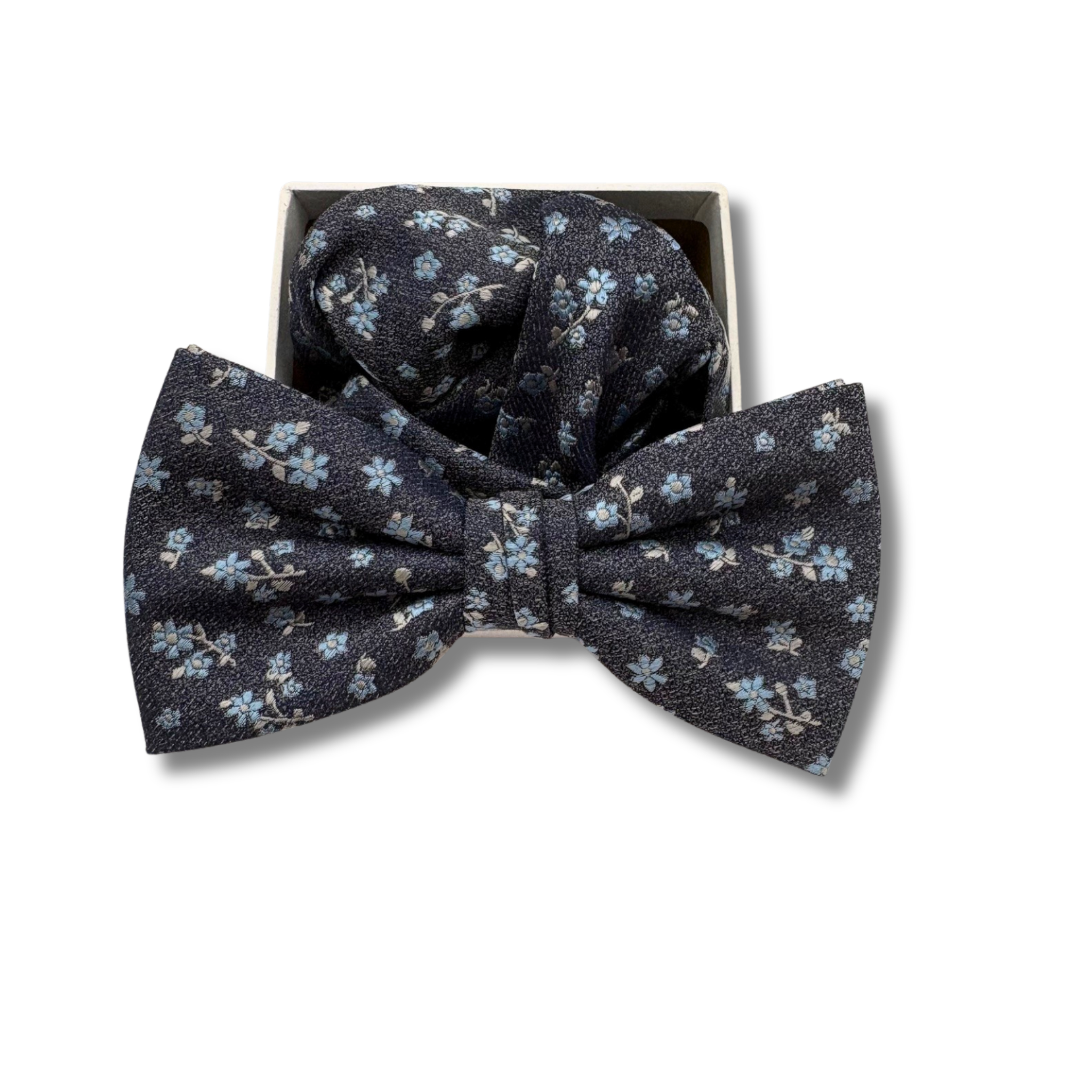 B0027 Grå Blomstret Butterfly